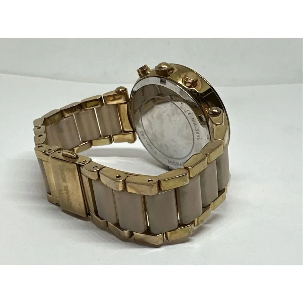 Michael Kors Parker MK5896 Women Rose Gold Analog Dial Quartz Wrist Watch NUL42